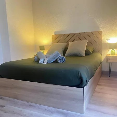 2 Min Rois De Majorque, Netflix, Air Conditioning